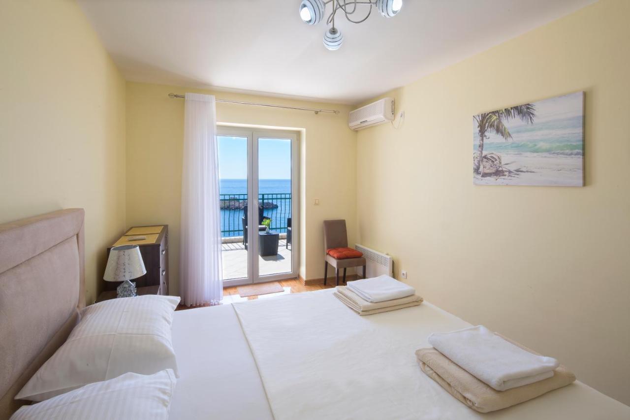 Family Apartment With Sea View Sveti Stefan Budva Exteriör bild